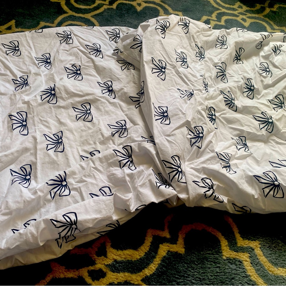 Pottery barn crib sheets